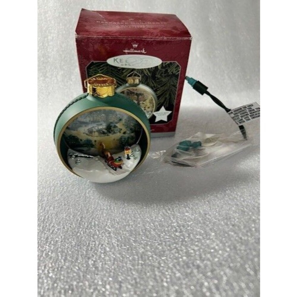HALLMARK KEEPSAKE ORNAMENT St. Nicholas Circle Thomas Kinkade Magic NIB 1998